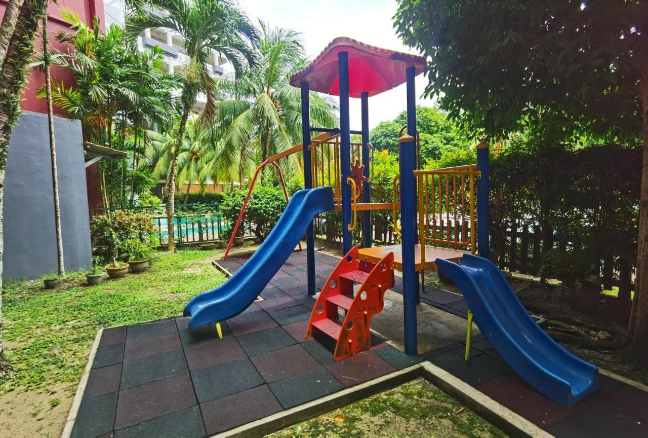 Lui Lui Comfy Condo In Great Location Kuah Bagian luar foto